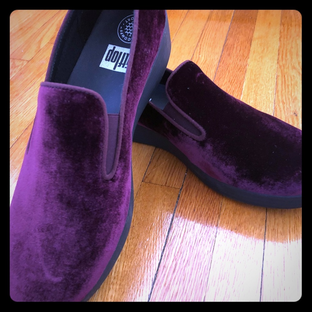 FitFlop Deep Plum Superskate Velvet Loafers 8.0